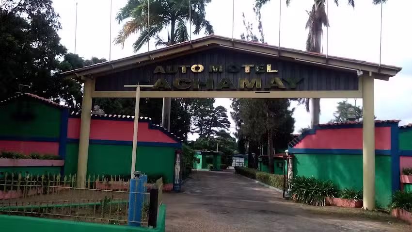 Auto Motel Cachamay
