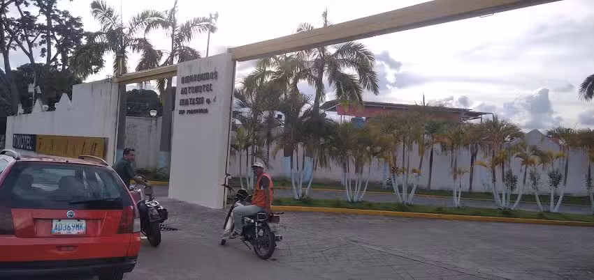 Auto Motel Fantas&iacute;a