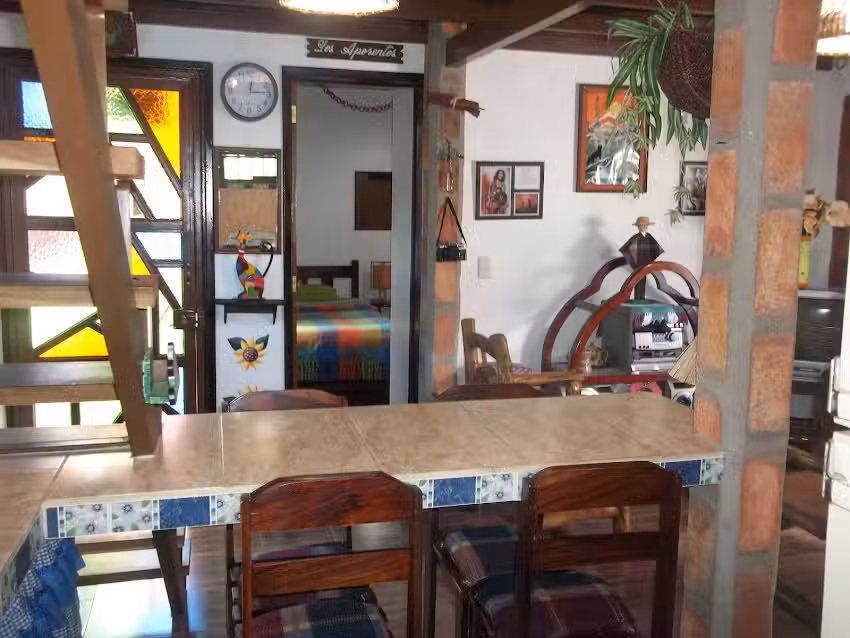 Caba&ntilde;a Gualymar