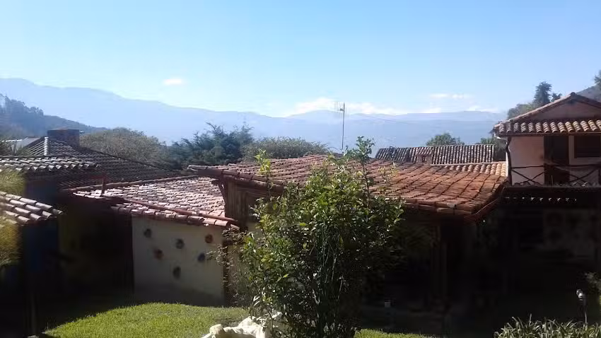 Caba&ntilde;as La Casita de Barro