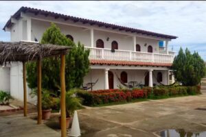 Campamento Turistico Las Islas 5000