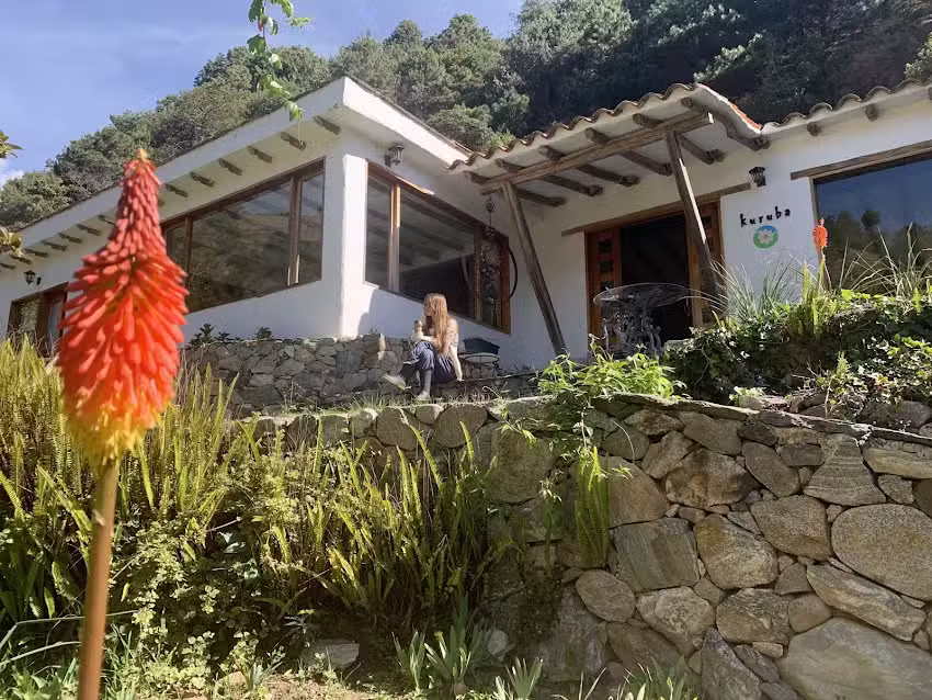 Casa Kuruba, Operadora Escag&uuml;ey