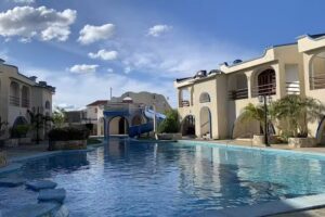 Conjunto Vacacional Mediterranea Villas