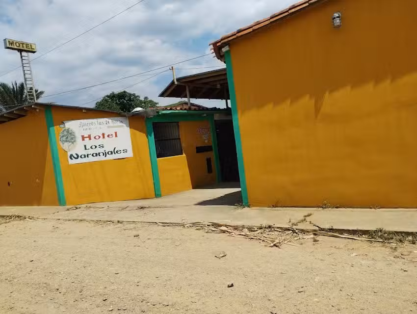 Hotel Los Naranjales