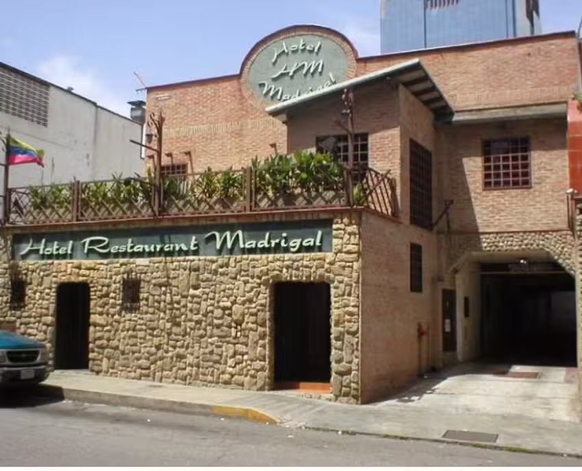 Hotel Madrigal