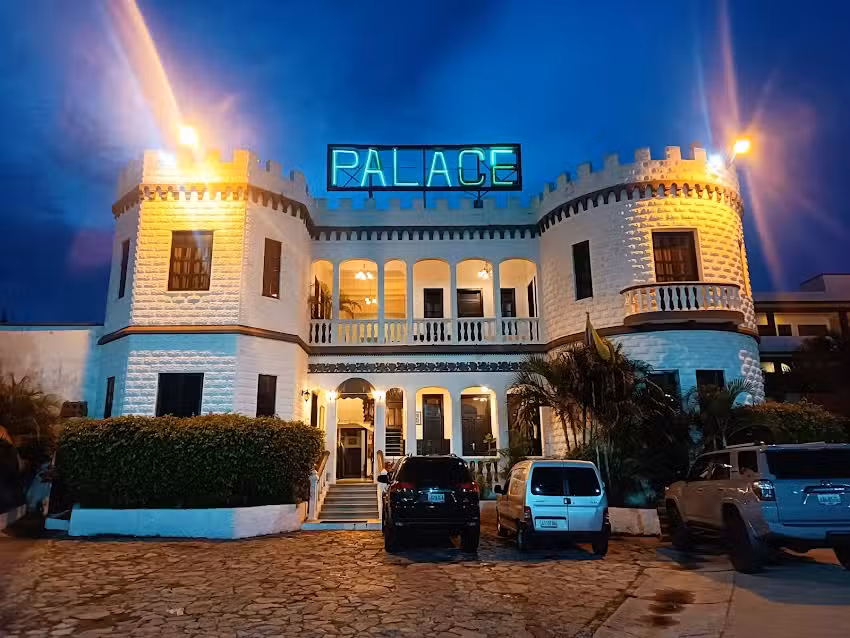 Hotel Palace
