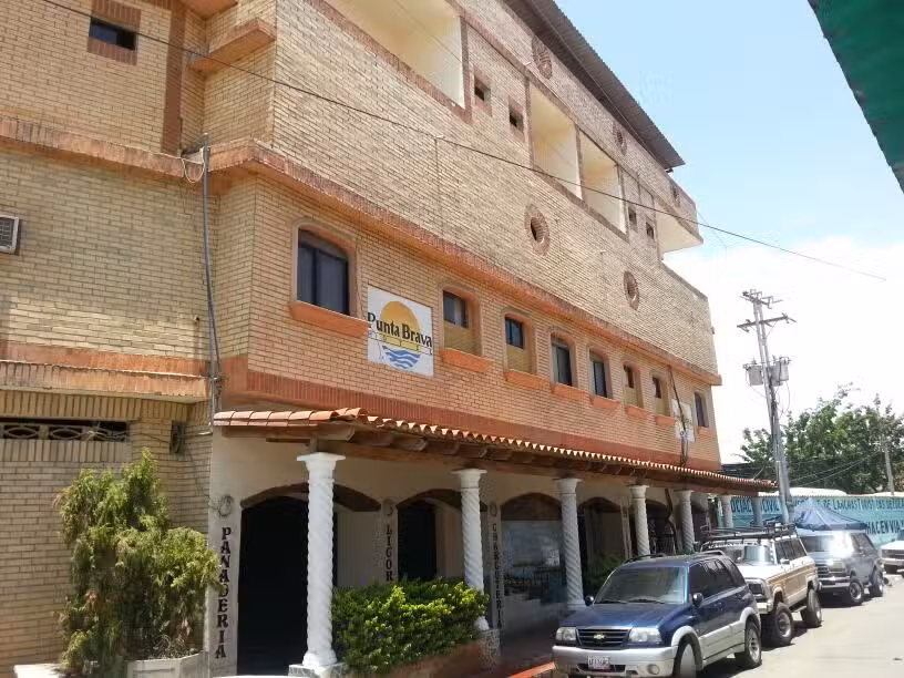 Hotel Punta Brava
