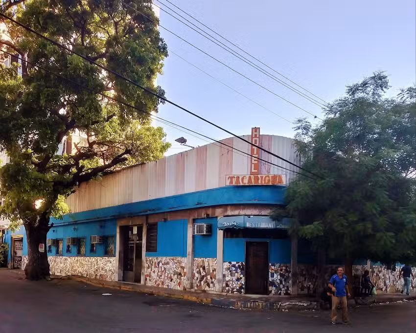 Hotel Tacarigua