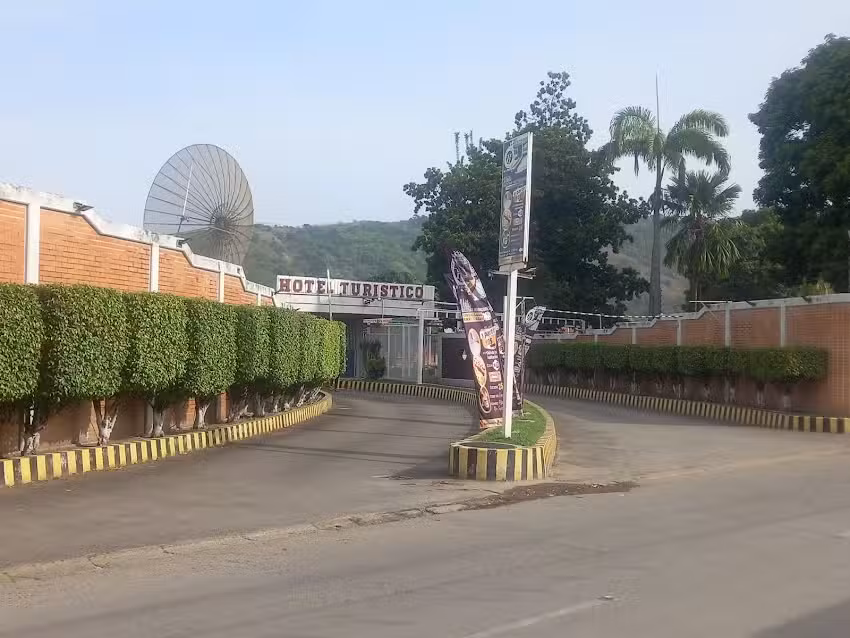 Hotel Tur&iacute;stico