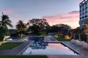 La Llovizna Hotel & Casino