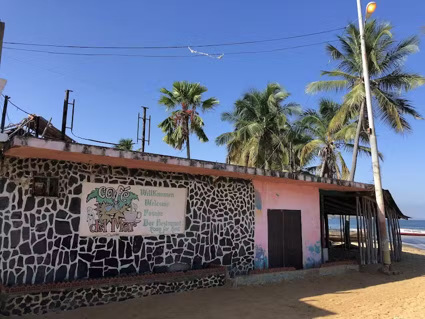 Posada Caf&eacute; del Mar