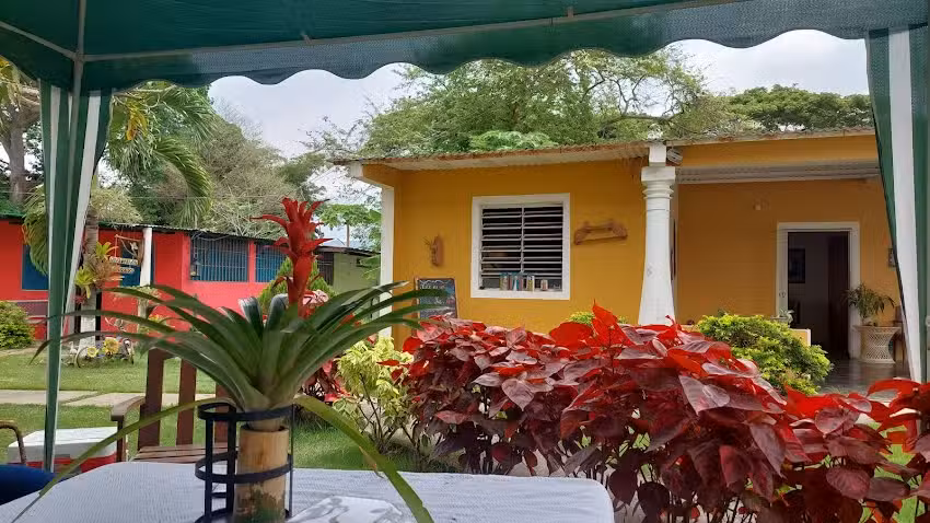 Posada Caf&eacute;. Nuestro Refugio de luz.