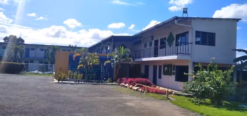 Posada Domus 369 C.A.