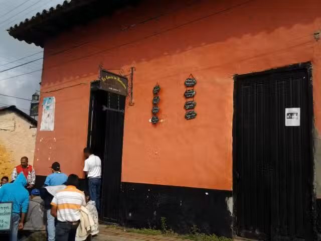 Posada Dos Tob&iacute;as