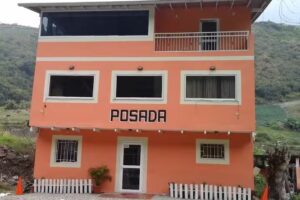 Posada Familiar Entre Monta&ntilde;as C.A