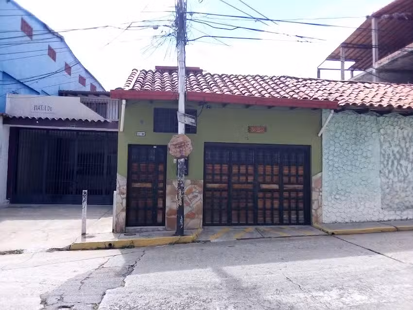 Posada Familiar Tia Lia