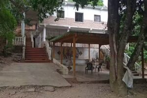 Posada La L&iacute;nea