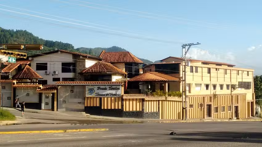 Posada Tur&iacute;stica Terrazas Del Viento C.A.