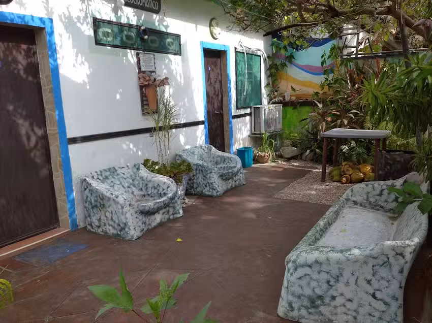 Posada y campamento tur&iacute;stico eco cromatico