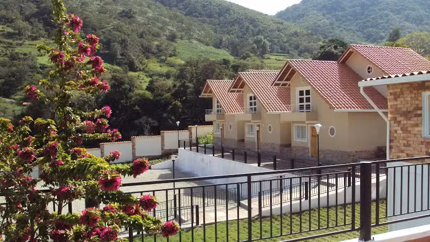 Refugio Entre Monta&ntilde;as