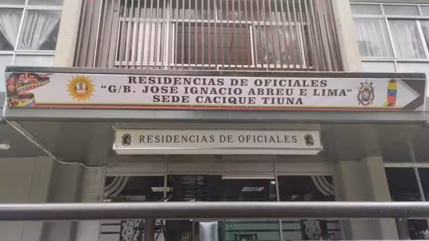 Residencias De Oficiales
