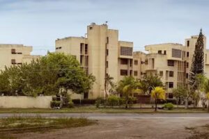 Residencias LA RIVIERA