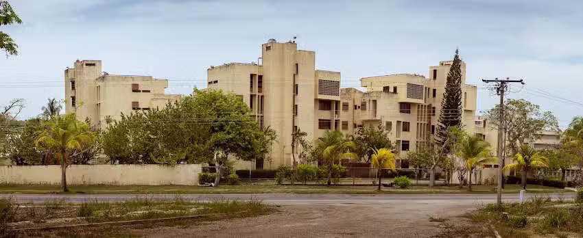 Residencias LA RIVIERA