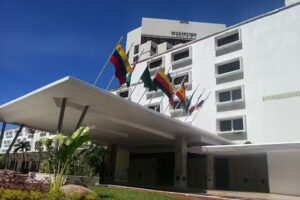 Tibisay Hotel del Lago