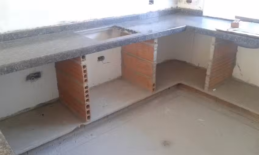 Urb. LOMAS DEL BARZALITO