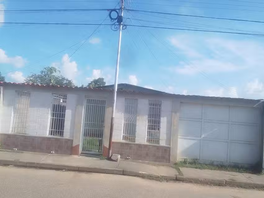 urbanizacion laurencio silva