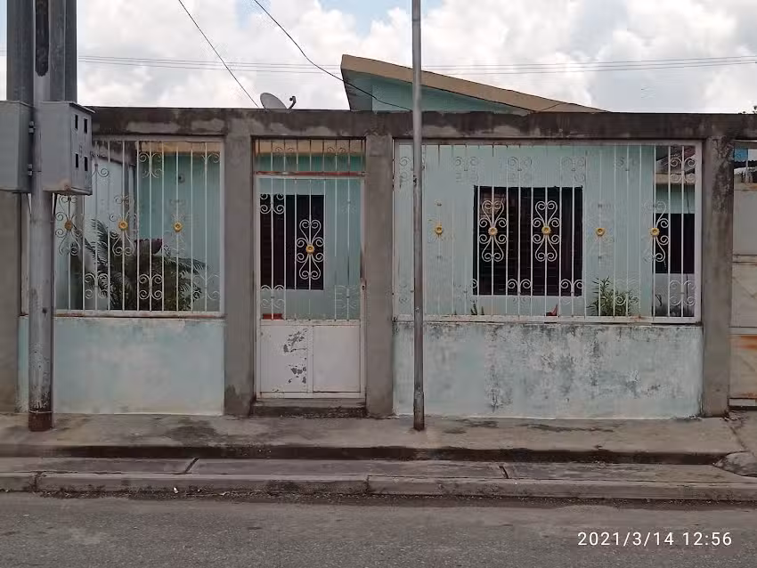 URBANIZACION LOS CAOBOS.