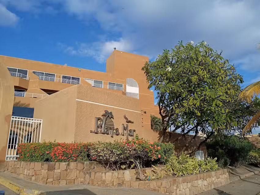 Urbanizaci&oacute;n Playa Mar