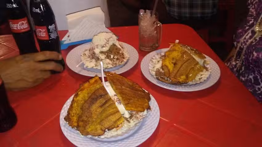 Urbanizaci&oacute;n Punto Fijo