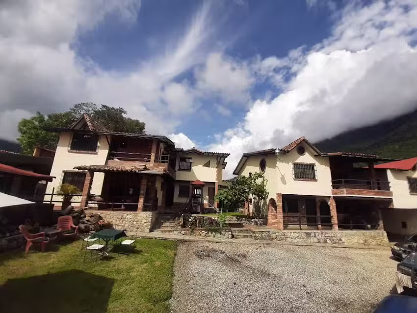 VALHALLA POSADA GASTRO BAR